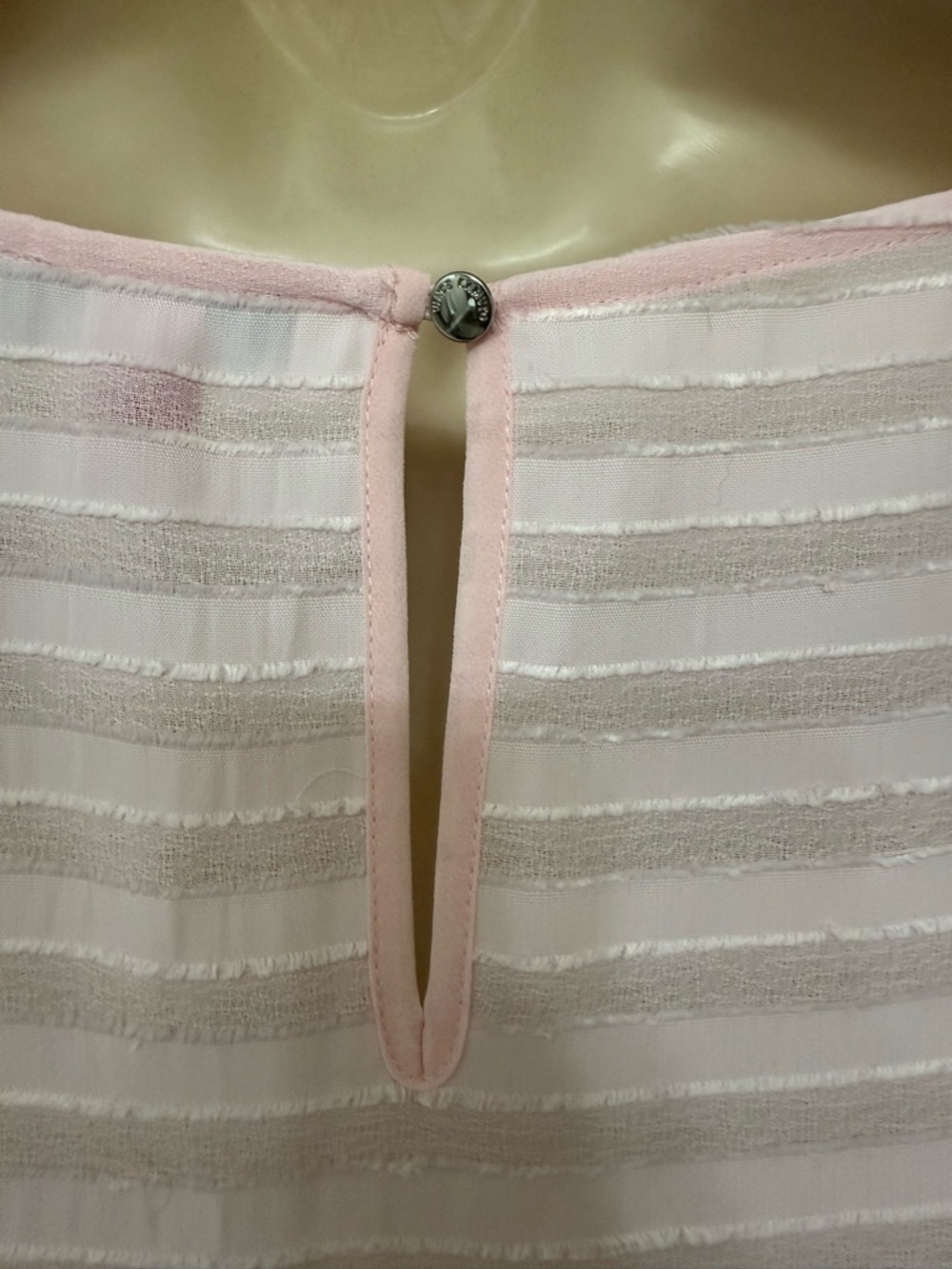 Vince Camuto Blush Pink Sheer Stripe Blouse L Lightweight Dressy Top - Picture 8 of 11